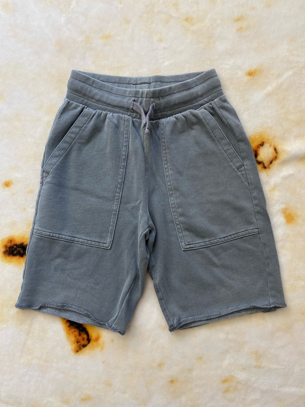 ⭐️ GAP Kids Comfy Drawstring Shorts in Gray, S (6-7) Unisex